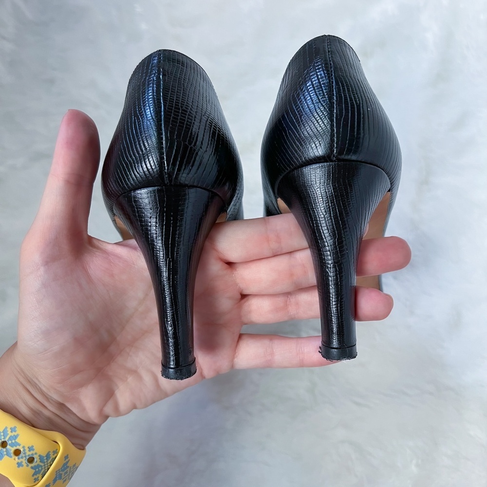 Lauren Ralph Lauren | Whelming Made in Spain Black Lizard Print Textured Leather - Picture 8 of 14